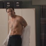 Mišel Matičević nu dans la série Face au Crime