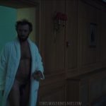 Vincent Cassel nu dans le film Notre jour viendra