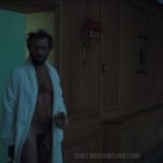 Vincent Cassel nu dans le film Notre jour viendra