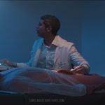 Julio MACHADO nu dans le film Divino Amo