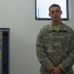 Tom Mercier nu dans la série Ce que nous sommes We Are Who We Are