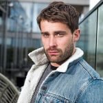 Christian Cooke nu dans le film Drunk Wedding