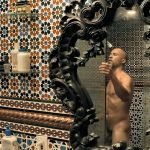 Damian T. Raven nu dans la série The Chadwick Journals