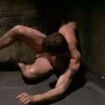 Christopher MELONI nu dans la série Oz