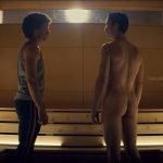 Michael HSU ROSEN nu dans la série Tiny Pretty Things