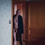 Sébastien Vion going frontal in short movie Nuits sans sommeil (2020)